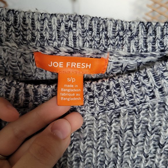 Joe fresh grey sweater - Picture 3 of 4
